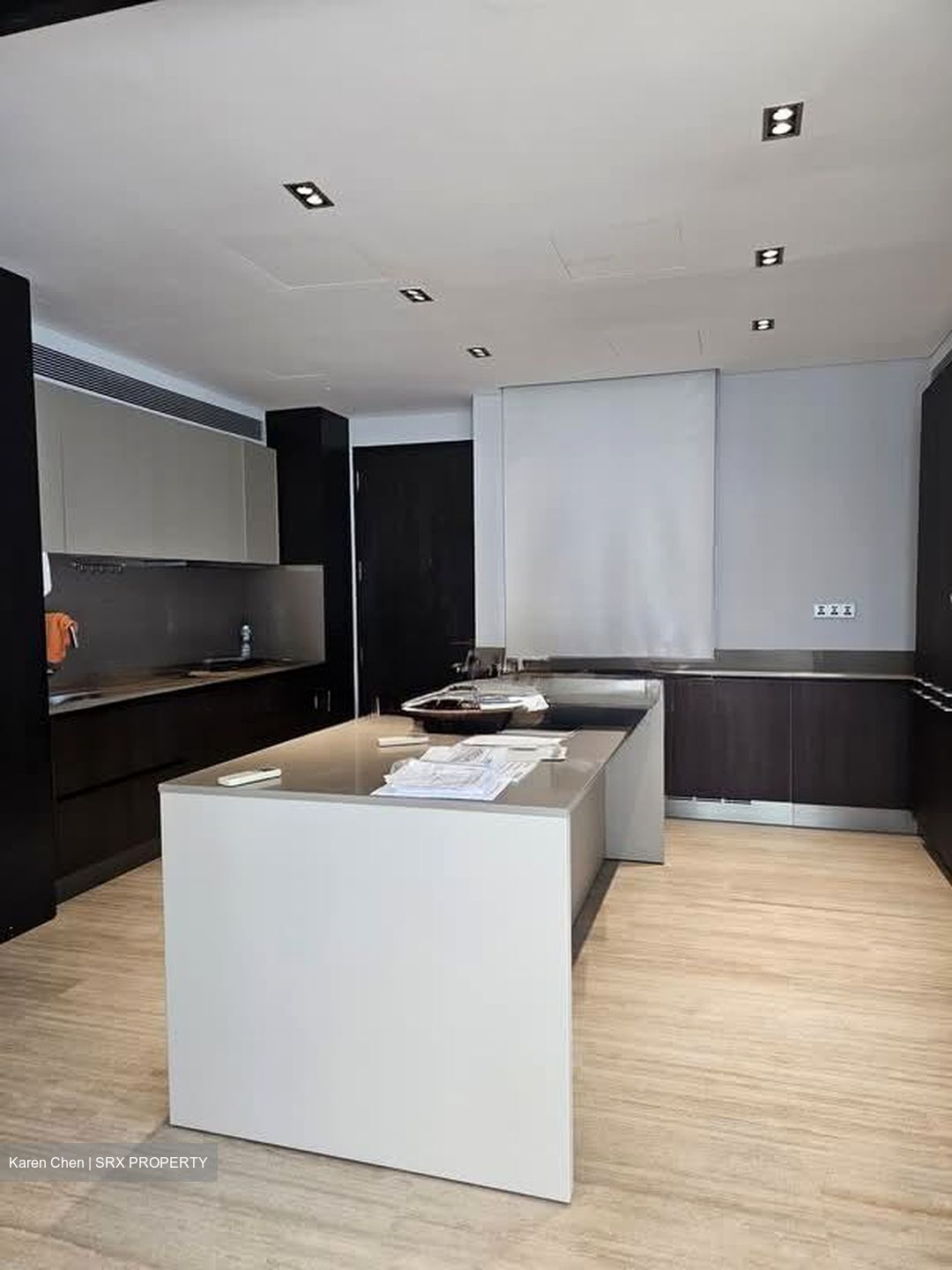 TwentyOne Angullia Park (D9), Condominium #560126231